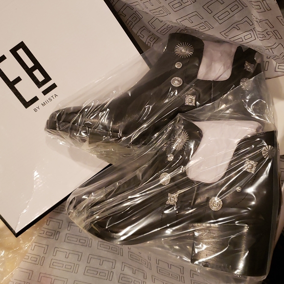 E8 by Miista New Womens Boots Stud Embellished Booties Leather BLACK NIB OCTAVIA - Picture 12 of 17